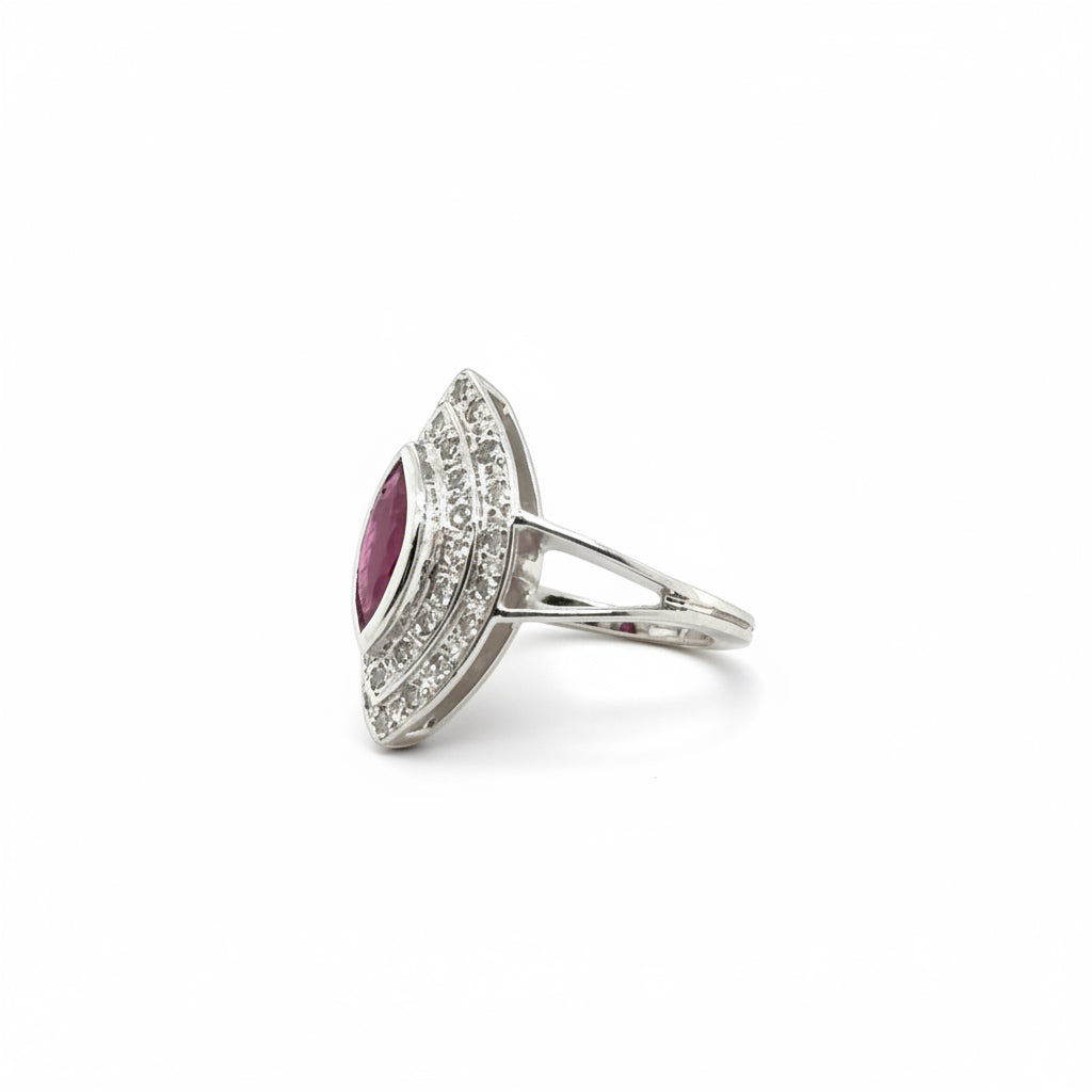 Bague marquise or blanc - Rubis et Diamants