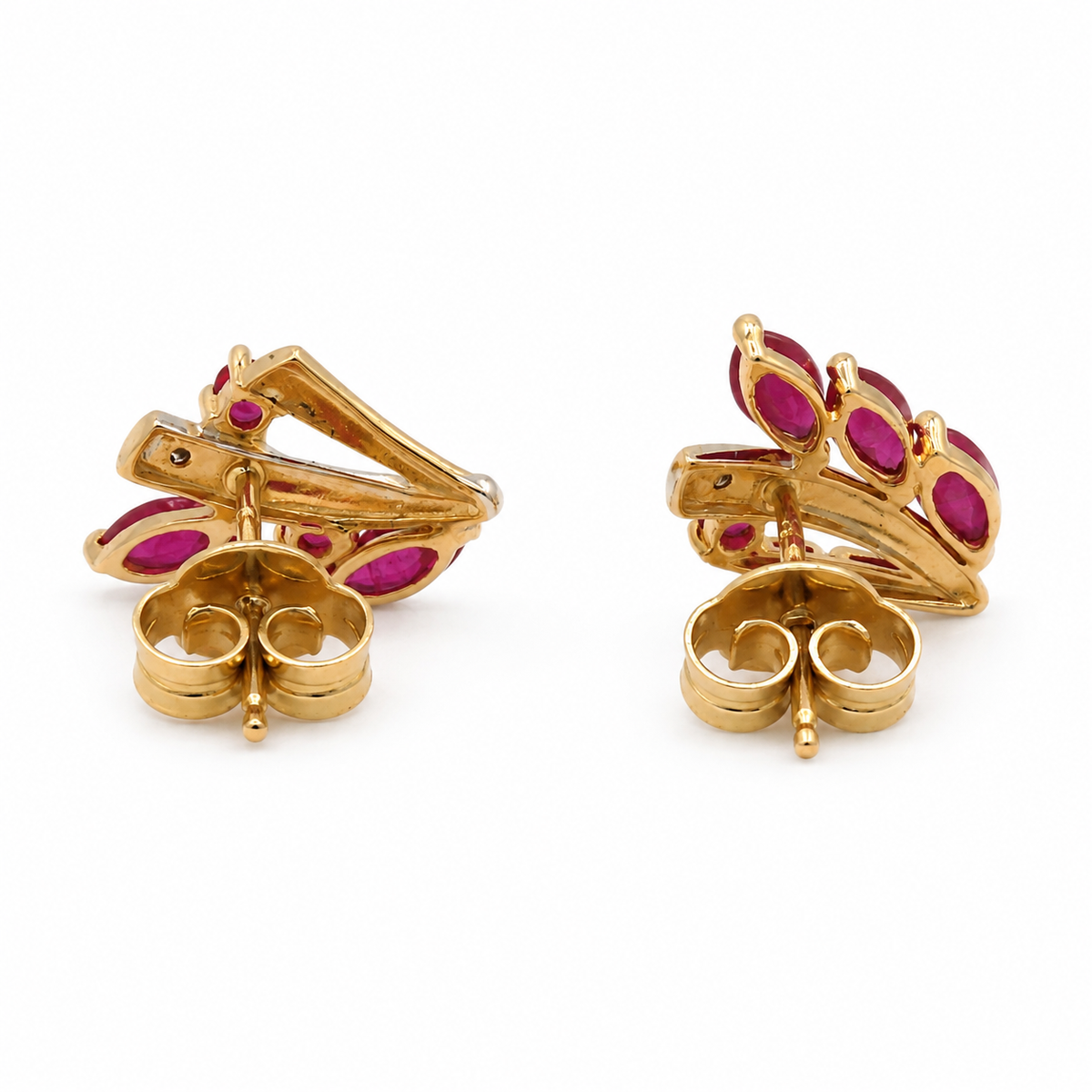 Boucles d’oreilles - Or jaune et blanc - Rubis et diamants