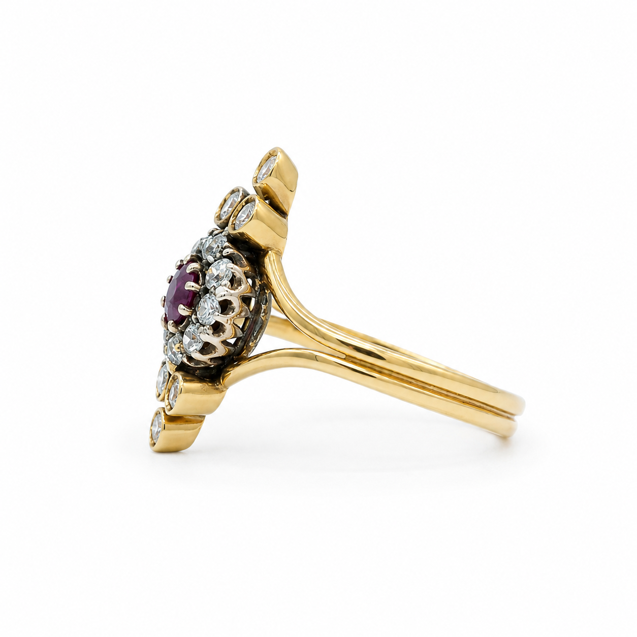 Bague Marquise - Or jaune - Rubis et Diamants