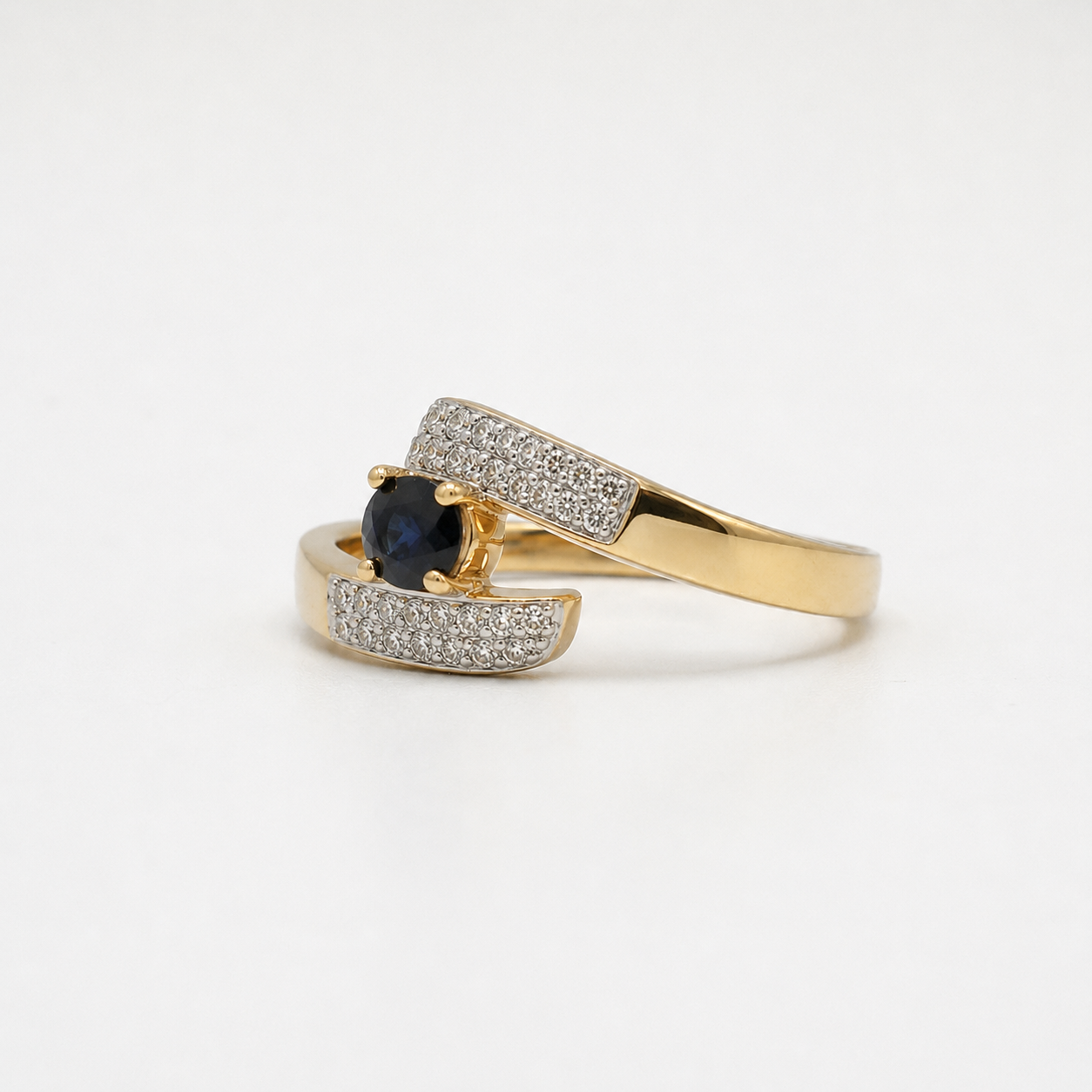 Bague Vintage - Or jaune Saphir et Diamants