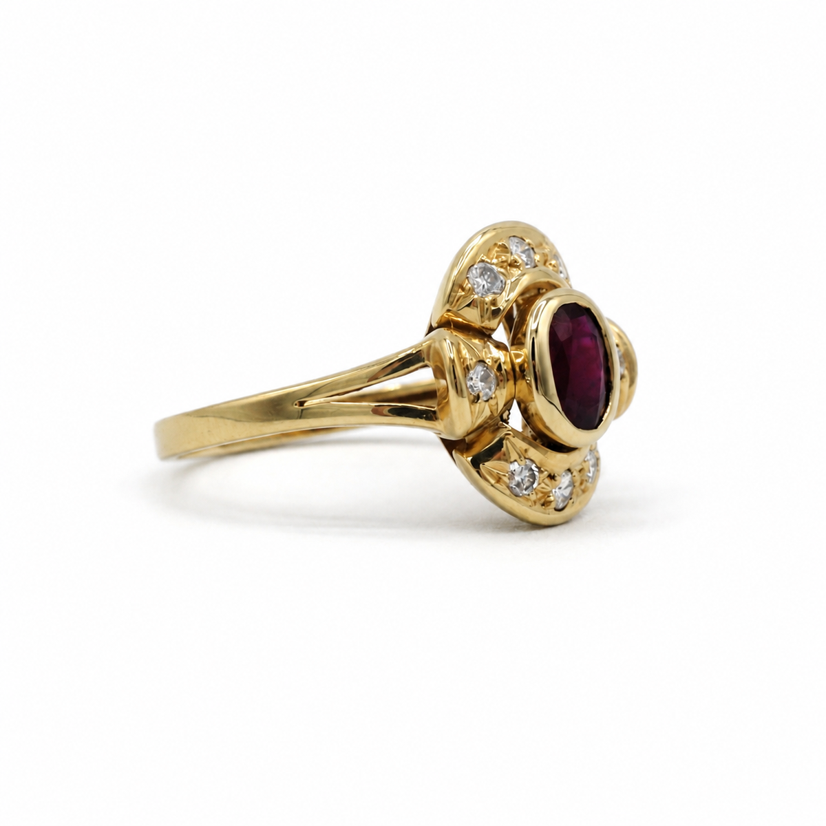 Bague Vintage - Or jaune Rubis et Diamants