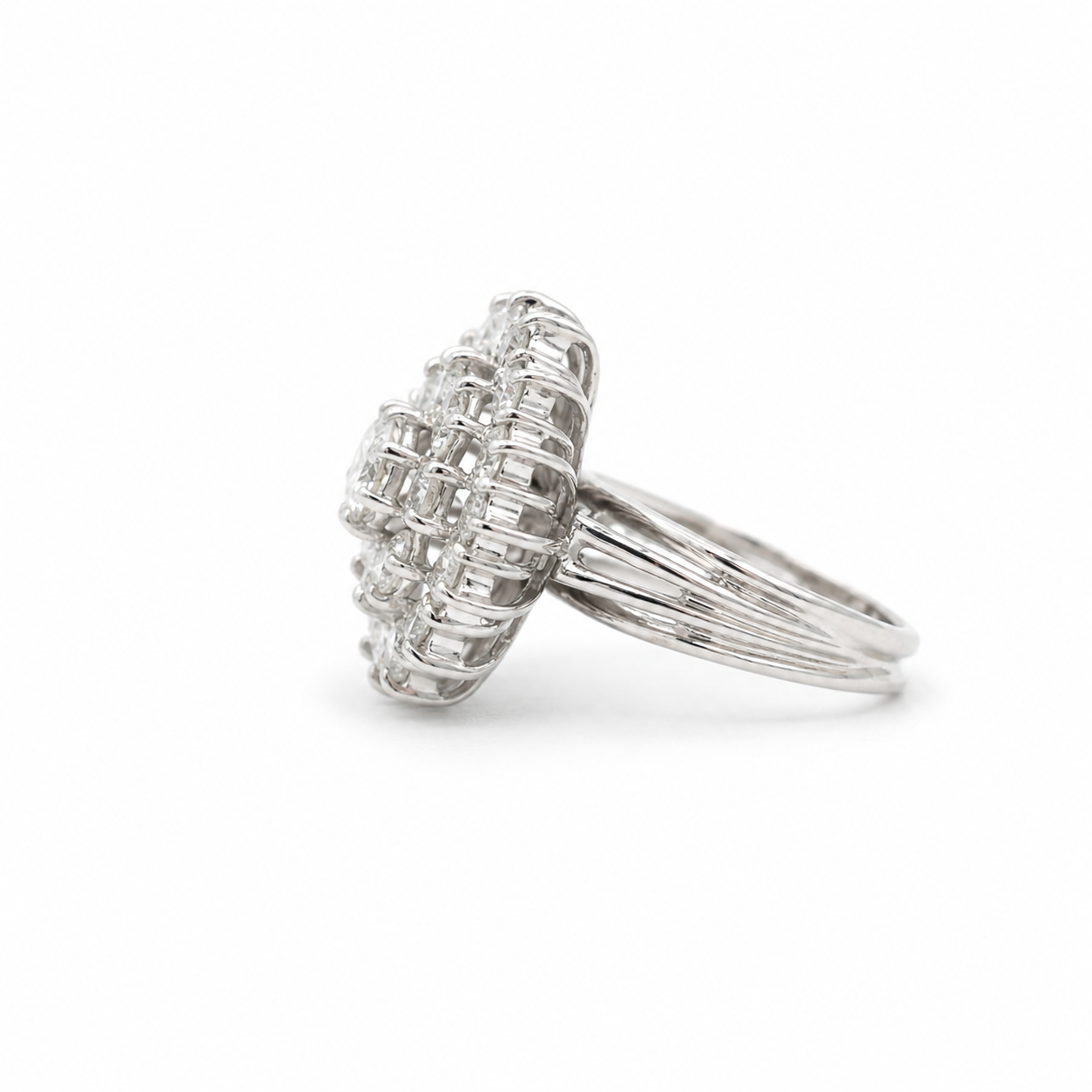 Bague Marguerite - Or blanc - Diamants 2,42 carats