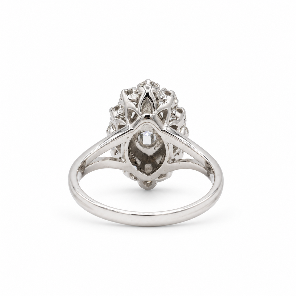 Bague marquise - Or blanc et diamants