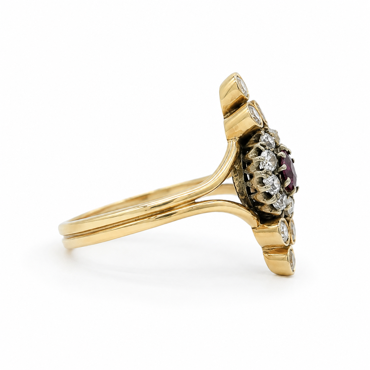 Bague Marquise - Or jaune - Rubis et Diamants