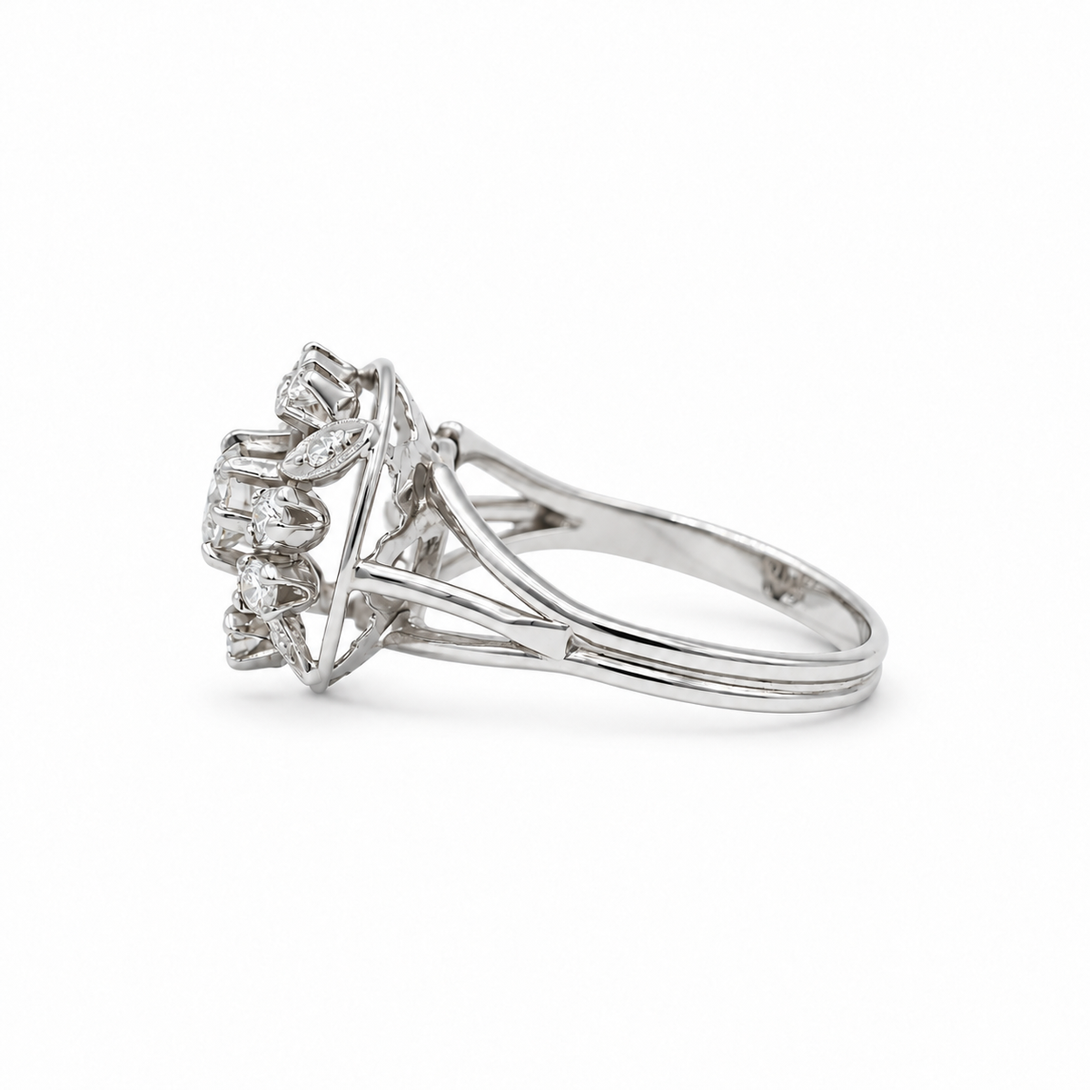 Bague Marguerite Or blanc et diamants