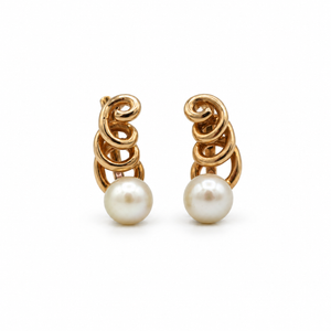 Boucles d’oreilles or jaune et perles de culture